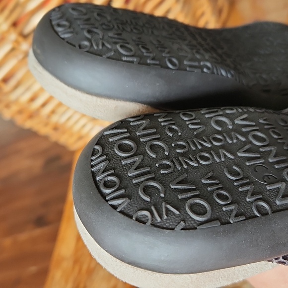 Vionic Jaya Strappy Faux Python Buckle Accent Slide Sandals sz 9 - Picture 16 of 16